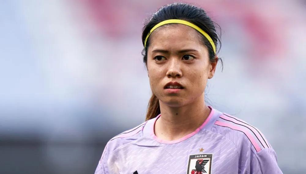 包含日本女足崭露头角，展现出色实力的词条
